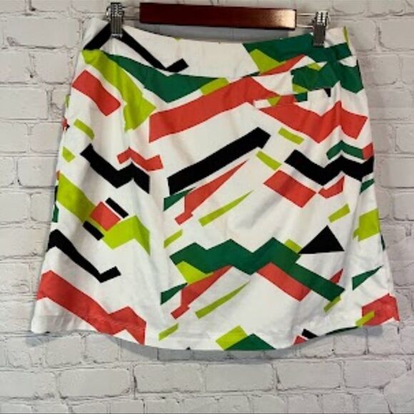 Tail White Label Museum Chevron Print Skort size 10 - Picture 4 of 7